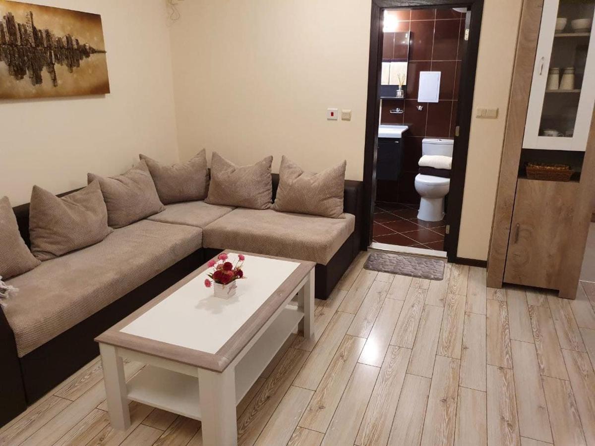 Апартамент За Гости ,,Христина" Rawda Exterior foto